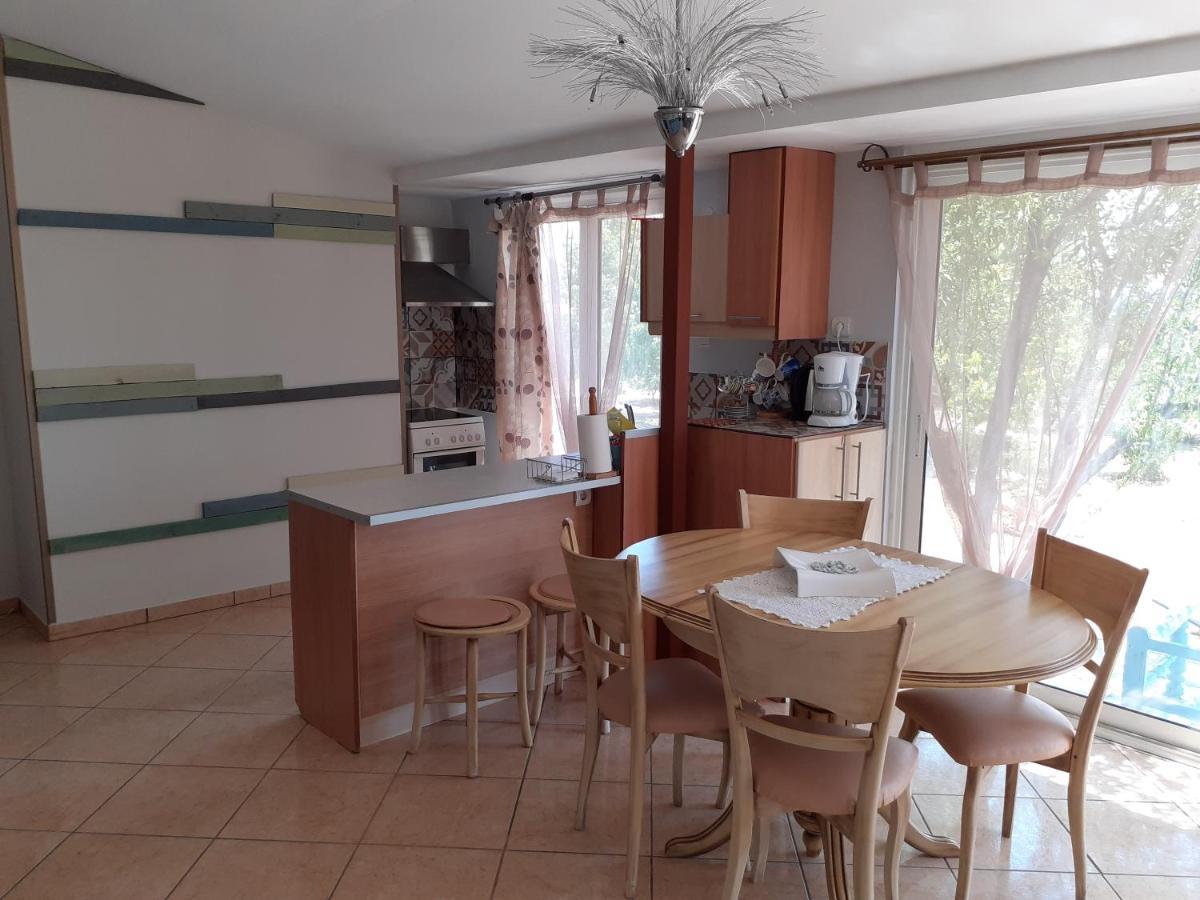 Masticha Village Apartments & Studios Monolia المظهر الخارجي الصورة